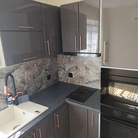 самостоятелен Emili Appartement *