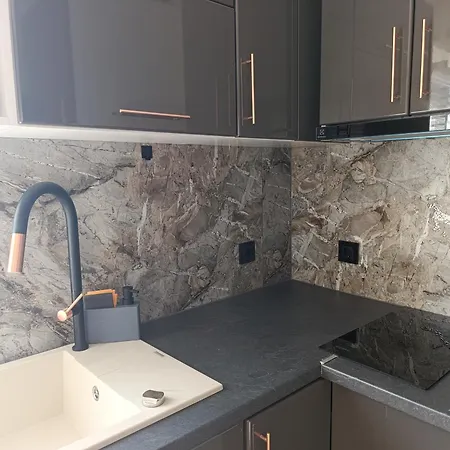 самостоятелен Emili Appartement *