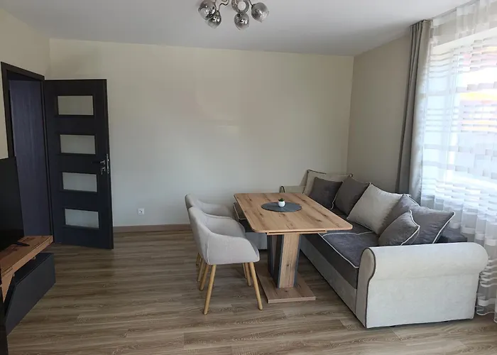 самостоятелен Emili