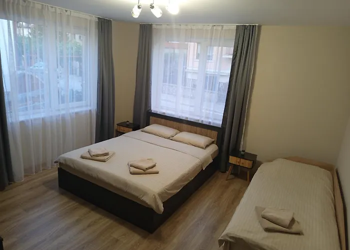 самостоятелен Emili Sapareva Banya